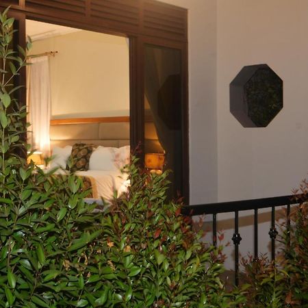 Akasu Bed And Breakfast Кампала Экстерьер фото